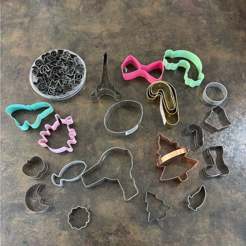 Assorted Cookie Cutter Set- Great for Freshies
